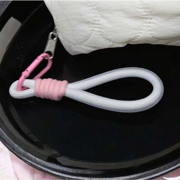 Hello Kitty Wristlet Cosmetic Bag Embroidered Sanrio Makeup Quilted Heart Kawaii - Picture 6 of 6